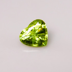 天然スフェーン1.82ct 2枚目の画像