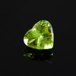 天然スフェーン1.82ct 6枚目の画像