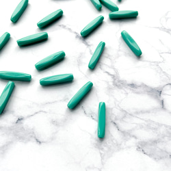 【4個】ヴィンテージビーズ＊筒形＊ターコイズグリーン 2枚目の画像