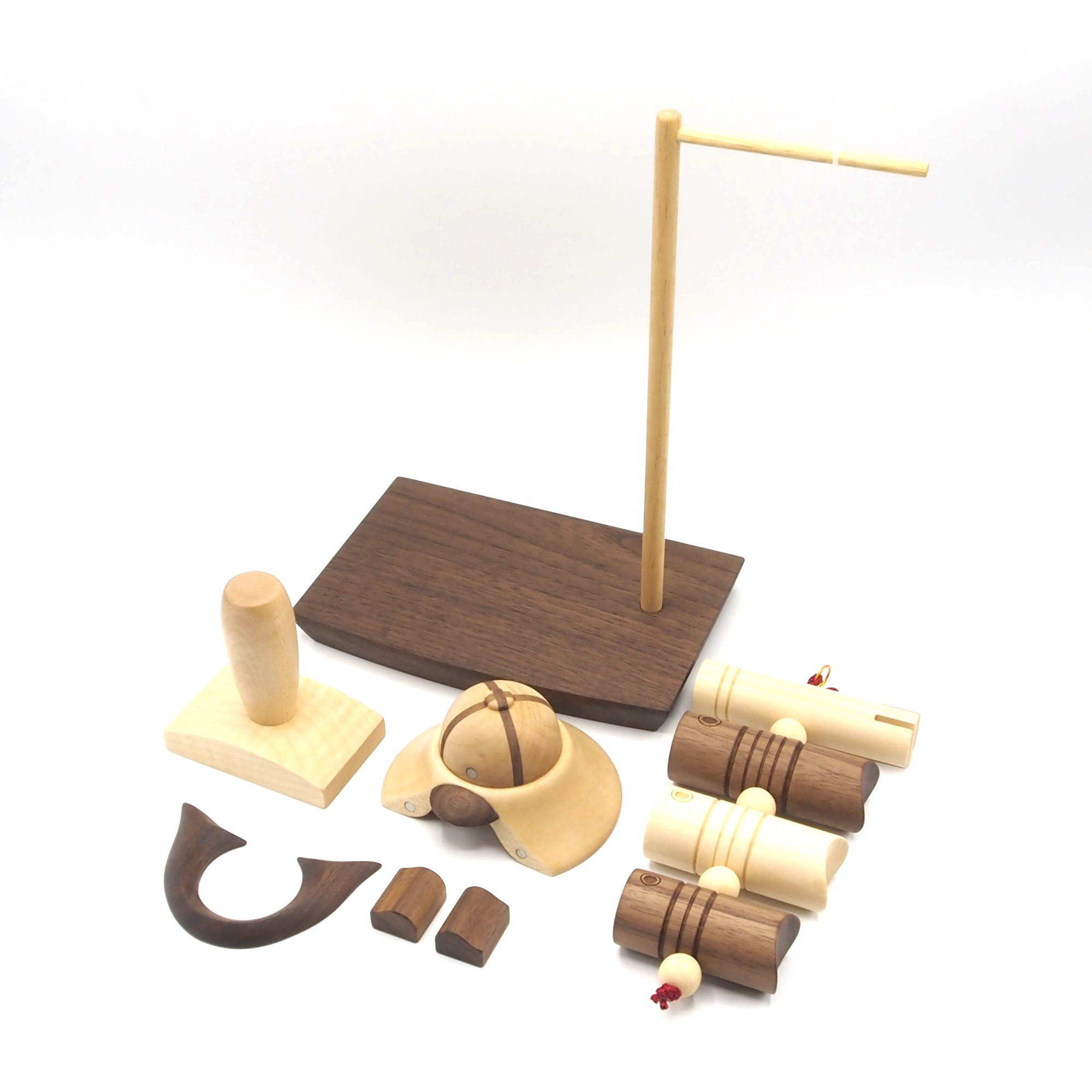 ＊アワード受賞＊　選べる≪鍬形・前立≫木製兜(鉢十字)＆吊るし鯉のぼりセット