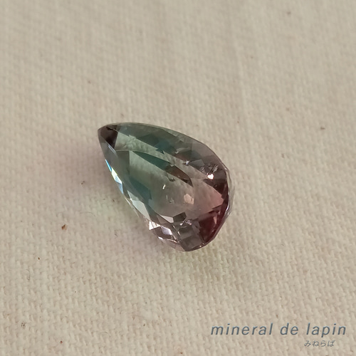 バイカラー トルマリン ルース 3.35カラット 天然石 mineral de