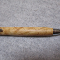 桧瘤　ストレートグレイン　椿油仕上げ　木軸ボールペン(シャープペンシル)　 5枚目の画像