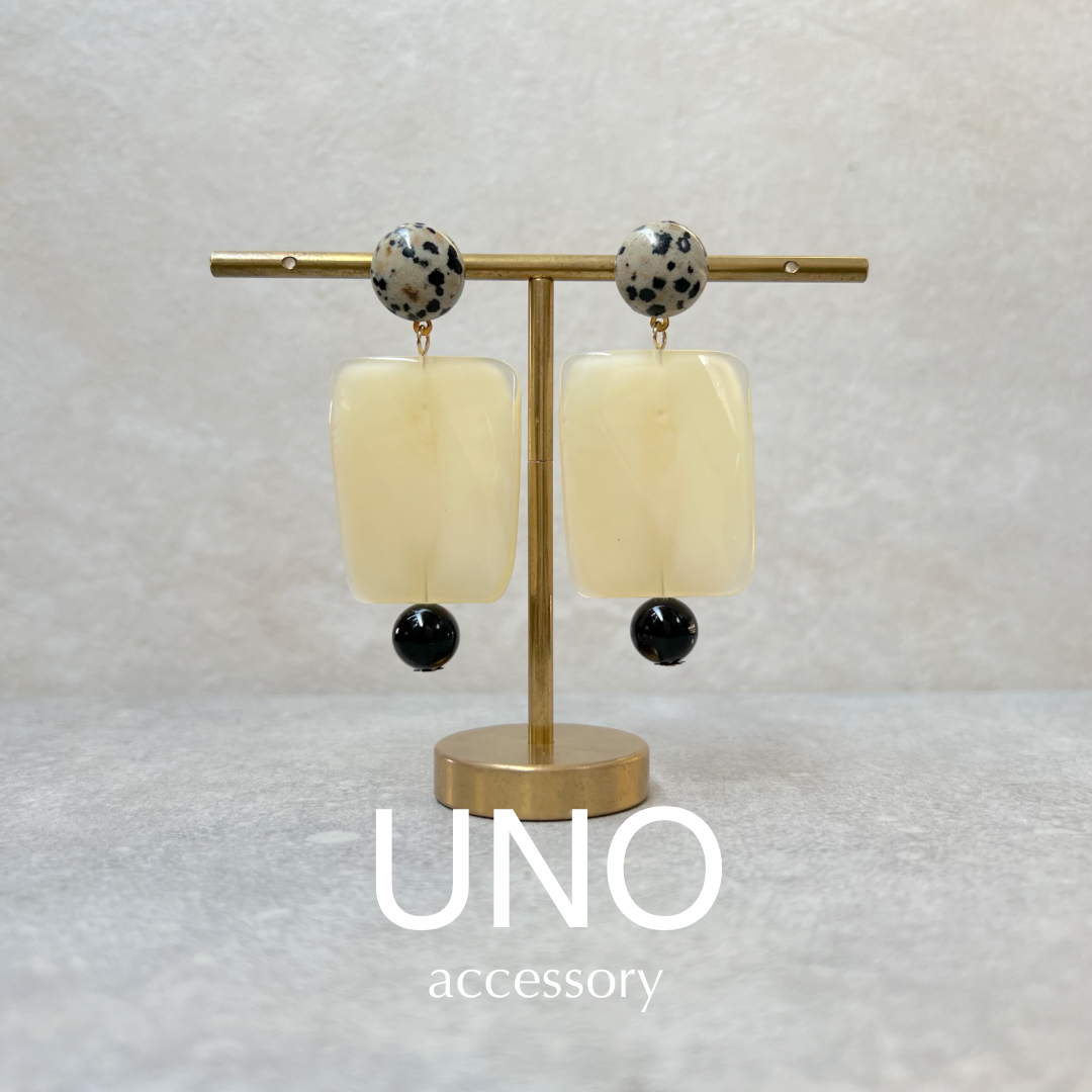 stone square (ホワイト)