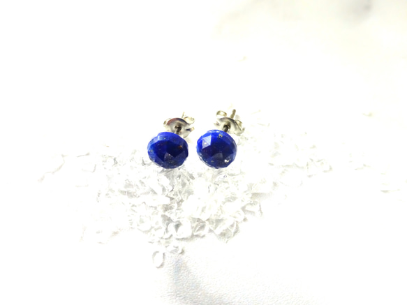 ラピスラズリ round  pierce/earring 1枚目の画像