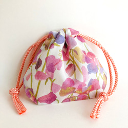 手縫いのミニ巾着袋 ネイビー 黄色い花柄 巾着袋 catandchocolate 通販