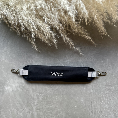 ロング】ブラック/水筒肩紐カバー 名入れOK‼︎ 肩ひもカバー 黒 雑貨