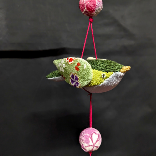 吊るし飾り】メジロと桜の吊るし飾り その他置物 Craft-House-Risuky