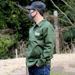 刺繍 コーチジャケット "HIDEAWAY" 防風 撥水 W-24001 オリーブ 2枚目の画像