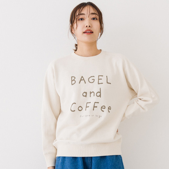 コットン裏毛BAGEL and COFFEEプリントトレーナー 2枚目の画像