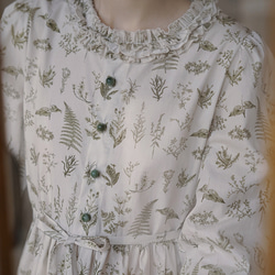 ウィザードグリーン日本の女の子植物フラワーコットンプリントドレスフリルラウンドネック春と秋のドレス 9枚目の画像