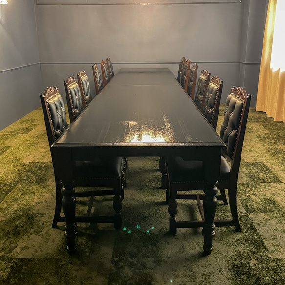 大きなダイニングテーブルbrocante レストラン向け 会議テーブル アンティーク調ろくろ脚テーブル ブラックペイント 6枚目の画像