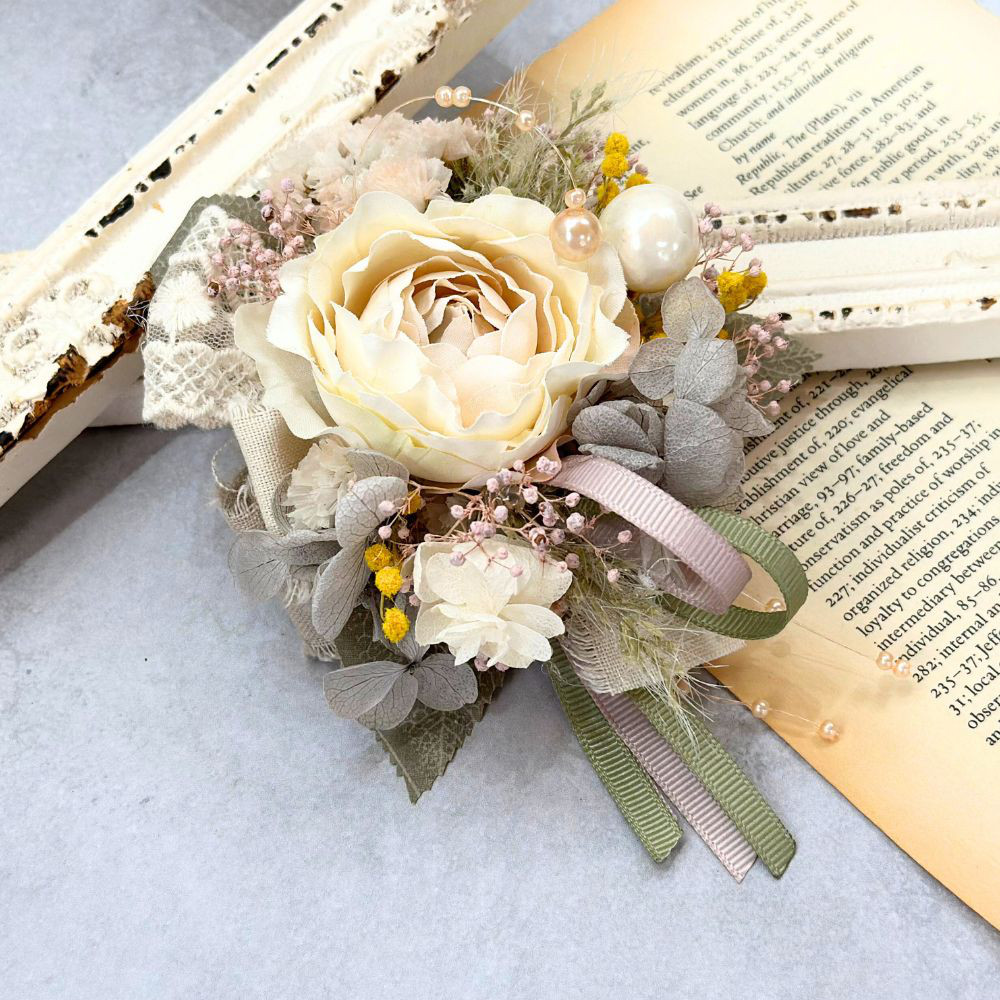 コサージュ 卒業式 入学式 ピン 母 手作り 結婚式 白 位置 おしゃれ  