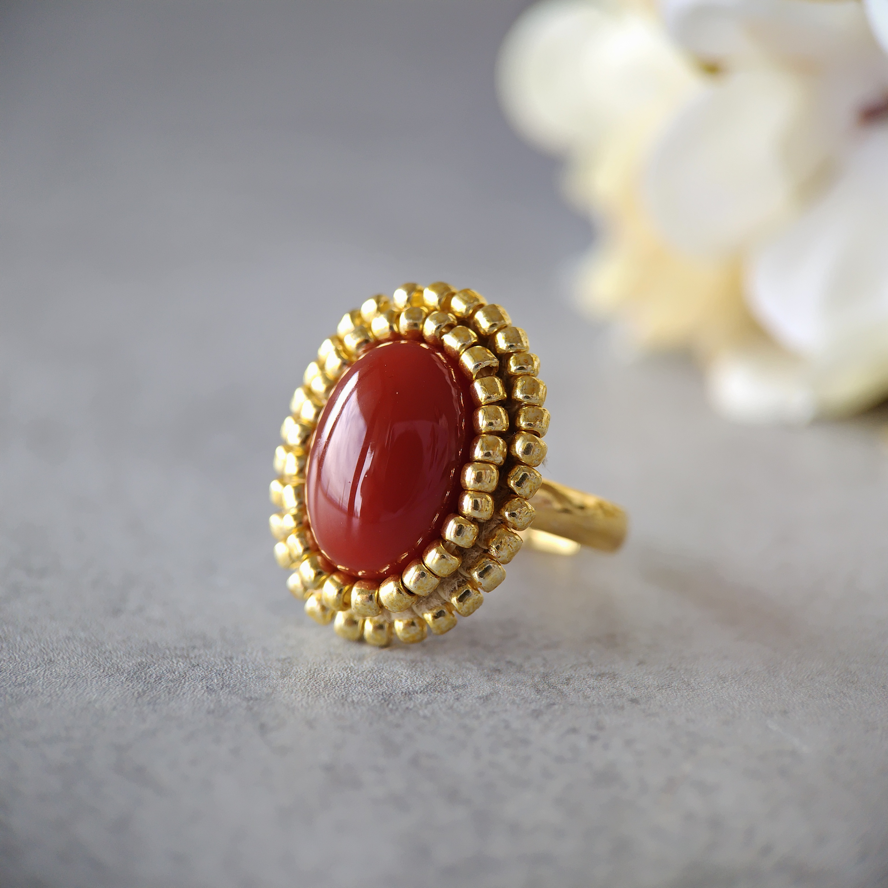 カーネリアン 大ぶり リング 7月誕生石 ビーズ刺繍 金木犀カラー