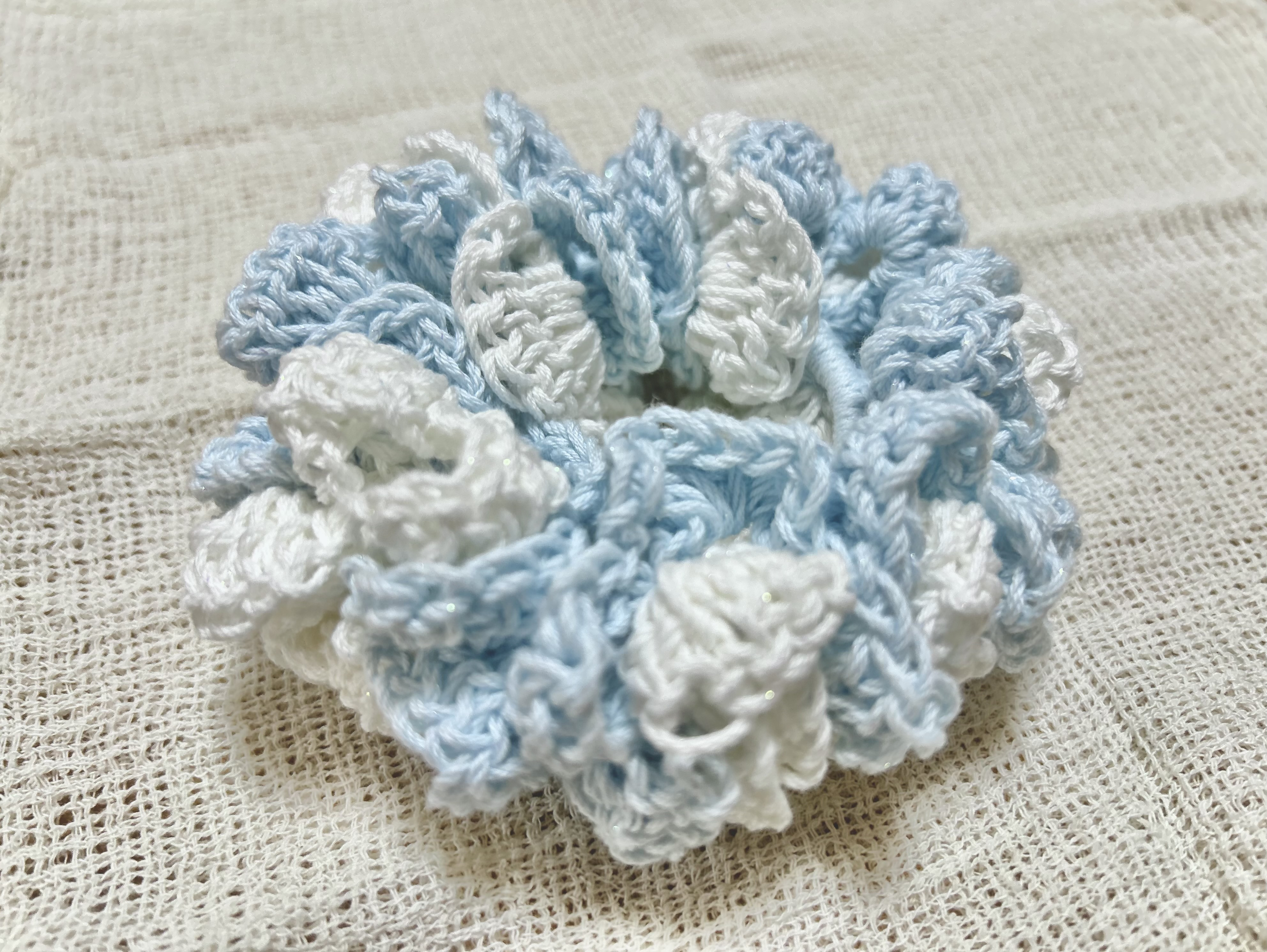 1点のみ☆ハンドメイド3色シュシュ