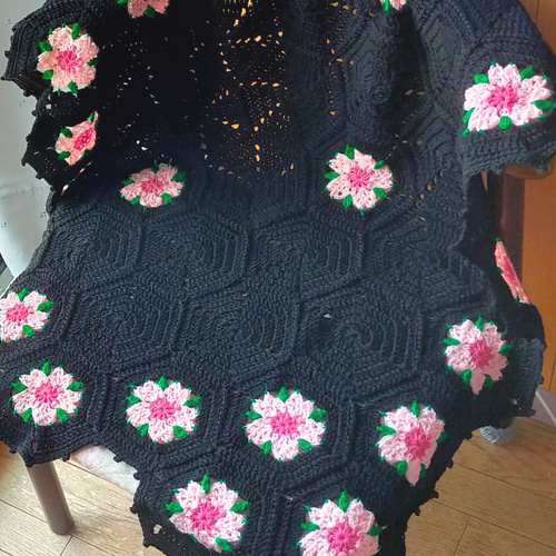 お花のモチーフ編み♡マルチカバー♡ブランケット♡ショール♡ストール