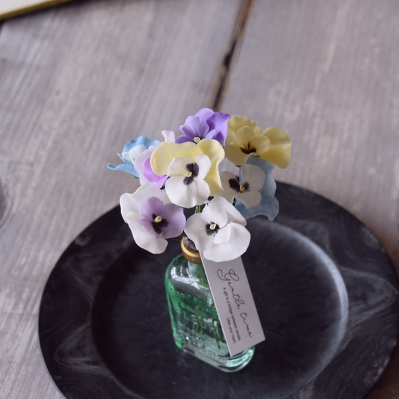 【粘土のお花】ビオラ　ライトブルー＆イエロー＆パープルミックス・・・B916 5枚目の画像