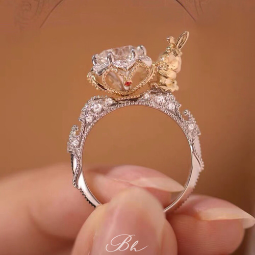 うさぎ フラワー モアッサナイト キラキラ ゴージャス ラグジュアリー