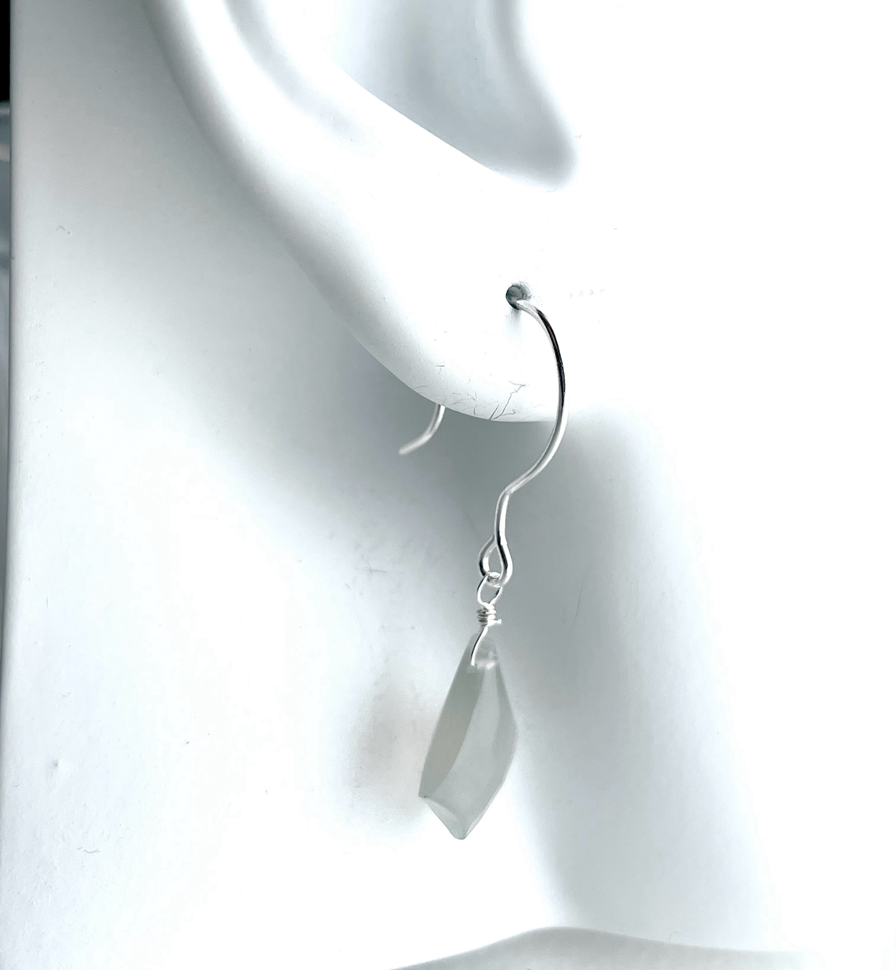 ピアス　選べるチャーム　ムーンストーン　6月誕生石　ギフト　天然石　シルバー925