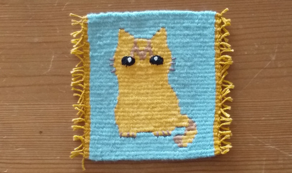 綿糸の手織りコースター（三毛猫・トラ猫） 6枚目の画像