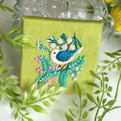 ことりと草花の刺繍パネル【Botanical】 3枚目の画像