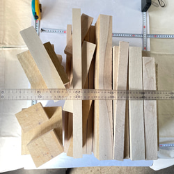 樫 乾燥材 端材 平 角 ブロック22.5kg(Ｂ2375)杭 DIY 木工 彫刻 工作 柄 ばち ヌンチャク 拍子木 3枚目の画像