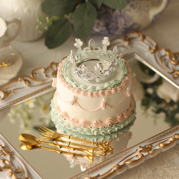ティアラを付けたプリンセス・バースデー クレイケーキ 誕生日