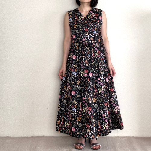 お気に入りの 低身長さん向け洋服】リバティプリント ノースリーブ ワンピース