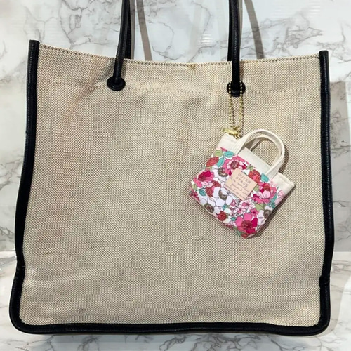ES Air Pods ケース、ラウンドミニバッグ セット⌘ブラック Amazon.com: Mini Handbag Earphone Case for Airpod 2, Airpod