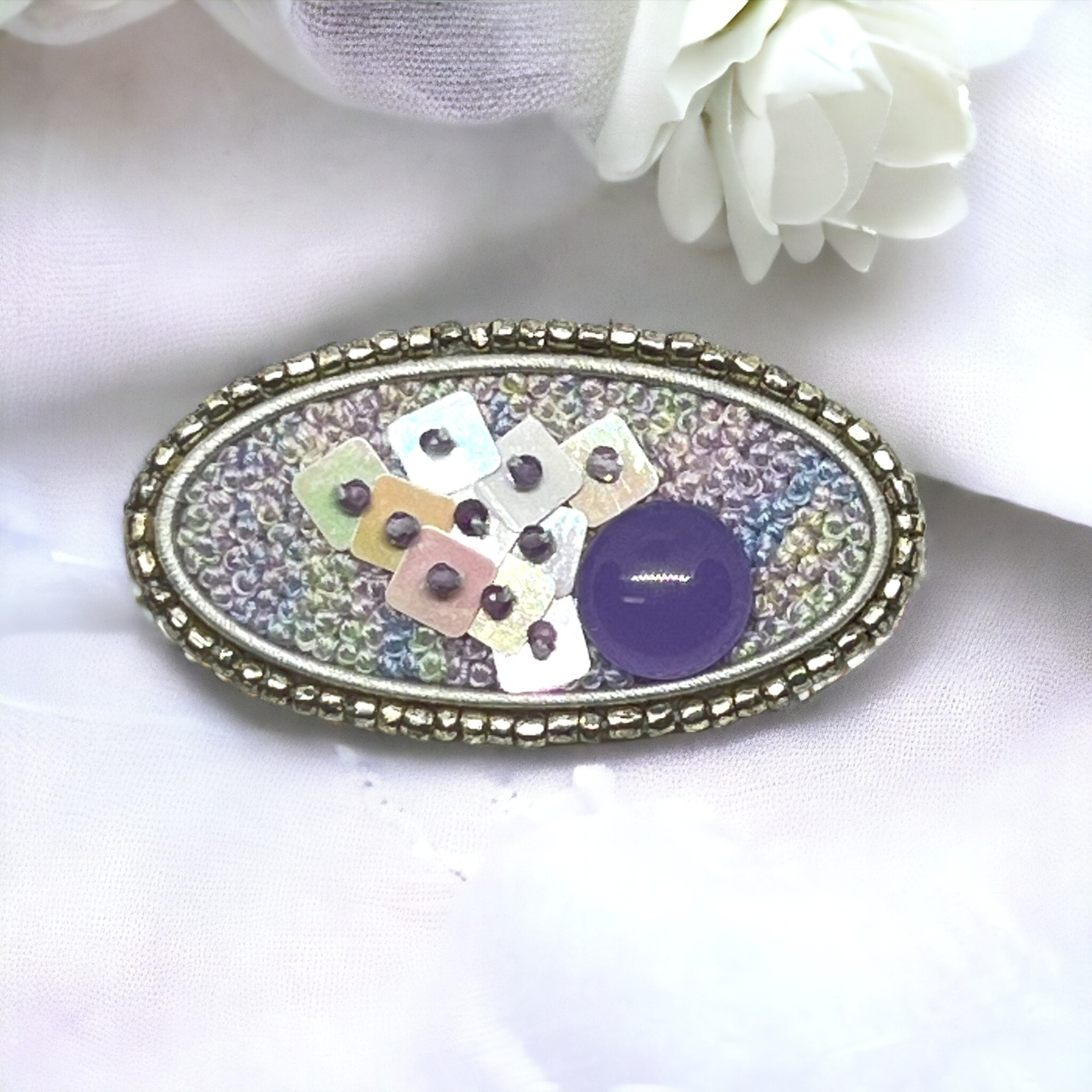 薄紫刺繍ブローチ　l-bbzb053bro  ★アートアクセサリー★
