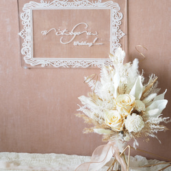 ウェディングブーケ　ブートニア　ヘッドドレス　結婚式　前撮り　和装　ウェディングフォト　お祝い　ギフト　薔薇　かすみ草　 5枚目の画像