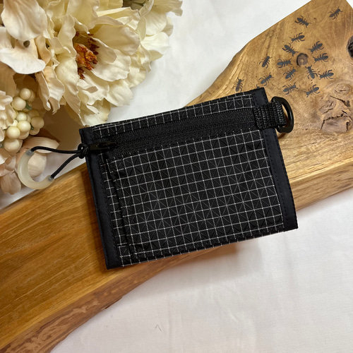 ダイニーマ アウトドア 防水 ウォレット⭐︎BLACK×WHITE 三つ折り財布