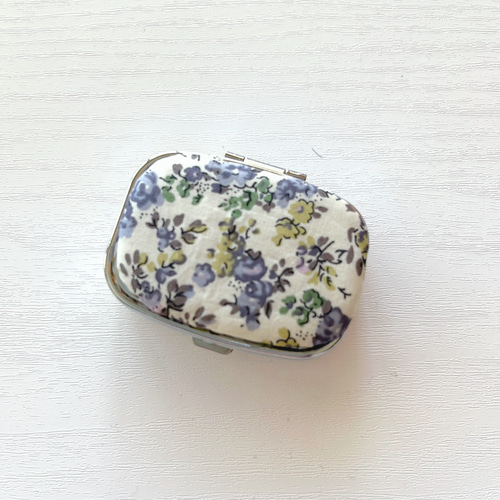 薬剤師が作るピルケース☆アクセサリーケース☆リバティ☆四角