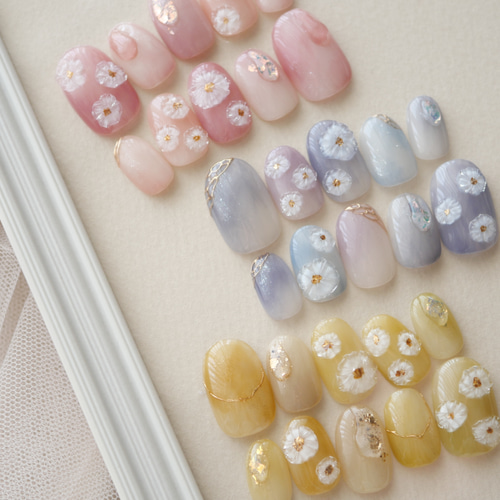 ぷっくり小花柄ネイル-yellow-◇ネイルチップ【haru-No.24】 ネイル