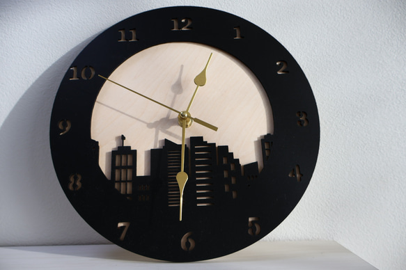 夜光都市　掛け時計　木製　静音時計　スイープ式時計 1枚目の画像