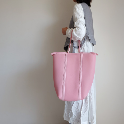POLA「crea+mure」バッグ 軽量/ぷっくり透け感メッシュ/肩掛けマチ付きバッグ/A4対応大