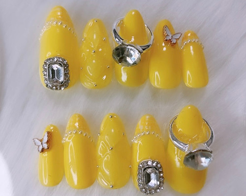 8ff94ea8714cc65c1b0806cc99d89b