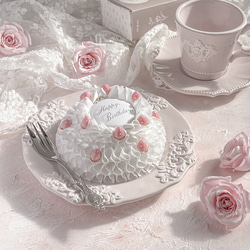 2段ケーキ　月齢ロゼット　いちご　ピンク　赤　お誕生日　バースデー　月齢フォト 1枚目の画像