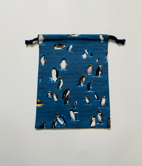 ペンギン柄☆120〜130こどもエプロン、三角巾、巾着3点セット　 6枚目の画像