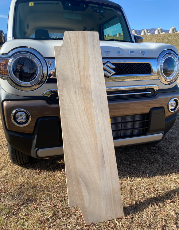 スズキ 新型ハスラー用ラゲッジボード 脚付き 木製 ワイドタイプ キャンプ 車中泊 6枚目の画像