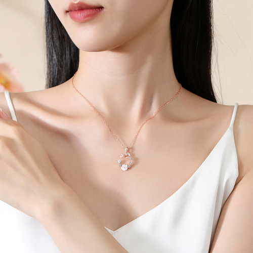 繊細 精巧 花 ナチュラル シルバーネックレス、キュービック 繊細 精巧 花 ナチュラル シルバーネックレス、キュービック