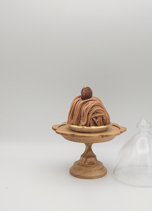 １３センチ　コンポート ケーキスタンド　木製　栗材　クリ　花びらリム皿 2枚目の画像