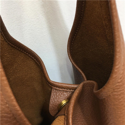 ファッションシンプル革　レディース日常用　柔らかいショルダーバッグ 8枚目の画像
