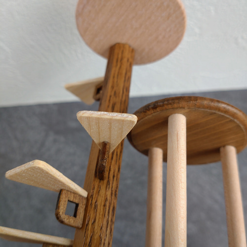 ガラス台座 タワーやフリーフォーム　フリーカットやフィギュアにも♡♡ キャットタワー型ディスプレイスタンド【ガラスドーム】 その他置物