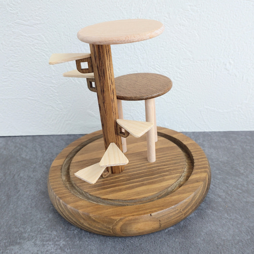 キャットタワー型ディスプレイスタンド【ガラスドーム】 その他置物