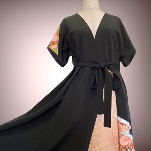 黒留袖の品格 カシュクールワンピース 正絹 着物リメイク 黒留袖の品格 カシュクールワンピース 正絹 着物リメイク