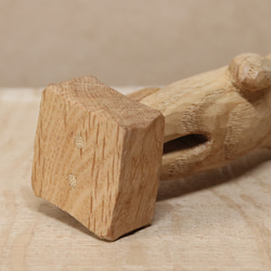 木彫り 招き猫（左手）ネコの置物（木材：栗/水楢）（No.N0009） 14枚目の画像