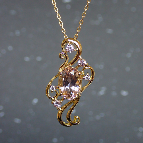 モルガナイト 1カラットアップ 霞ペンダントトップ18金