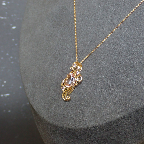 未使用 モルガナイト K18 ペンダントトップ ペアシェイプ モルガナイト K18ネックレス(ペアシェイプ/4月誕生石)《JPDN1895