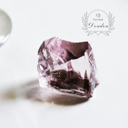 アンダラクリスタル 煌めきのオーキッドピンク〔sa3279〕 天然石