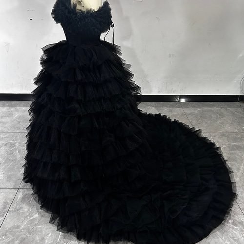 高品質！ブラック パーティードレス フレアスカート オフショルダー  